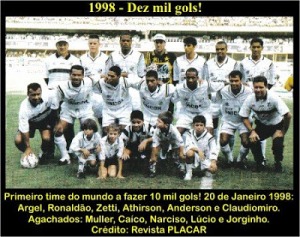 Equipe do Santos que atuou pela Copa do Brasil em 1998, com Lúcio como atacante